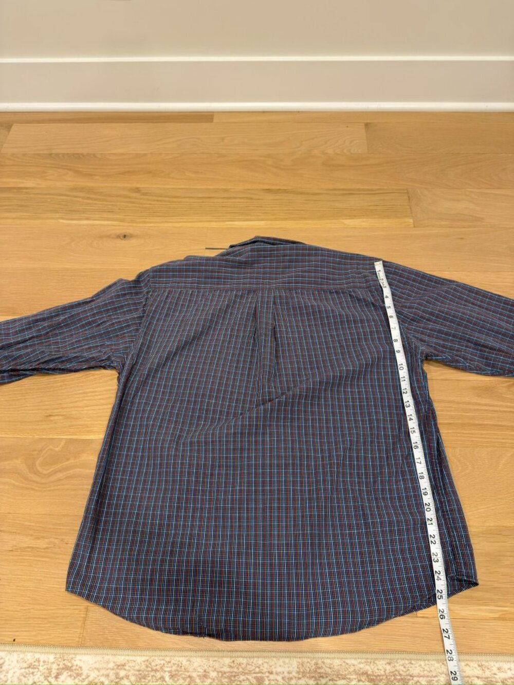 Blue/purple button down - Picture 2 of 3